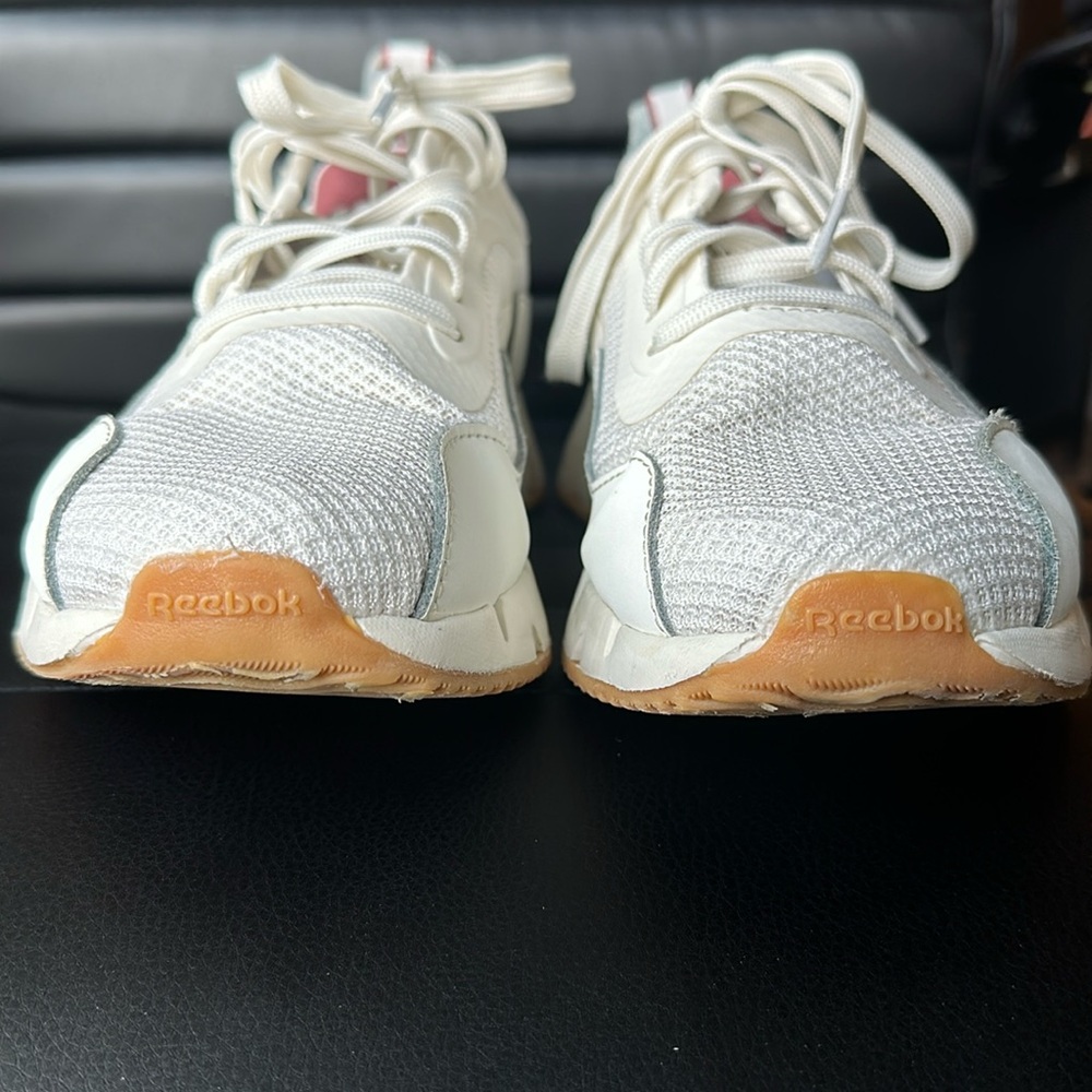 Reeboks - Picture 6 of 9